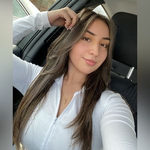 Meet your Posher, Daniela